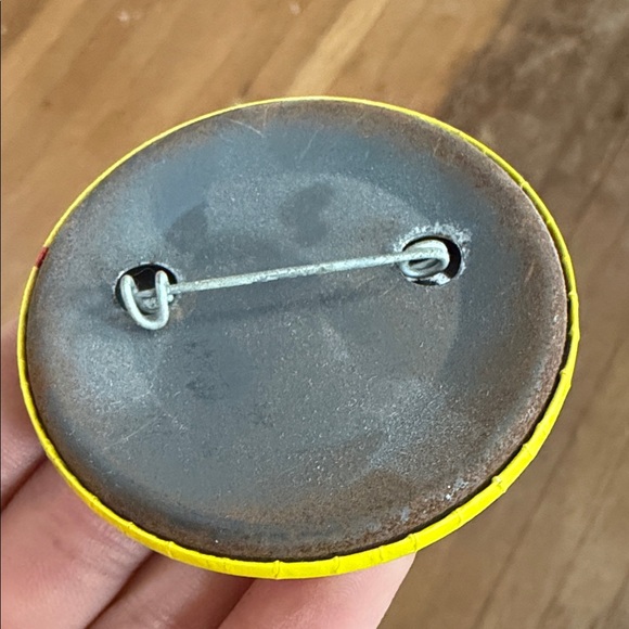 Vintage Yoo-hoo Chocolate Button Pin - Picture 3 of 6